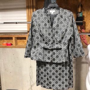 Two piece lined suit